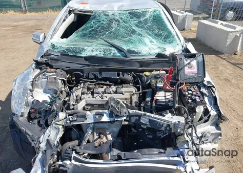 2013 Chevrolet Malibu 2Lt from USA, damaged, VIN 1G11E5SA7DF326186